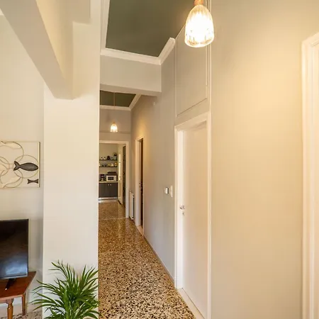 Anmi Hospitality Apartamento *